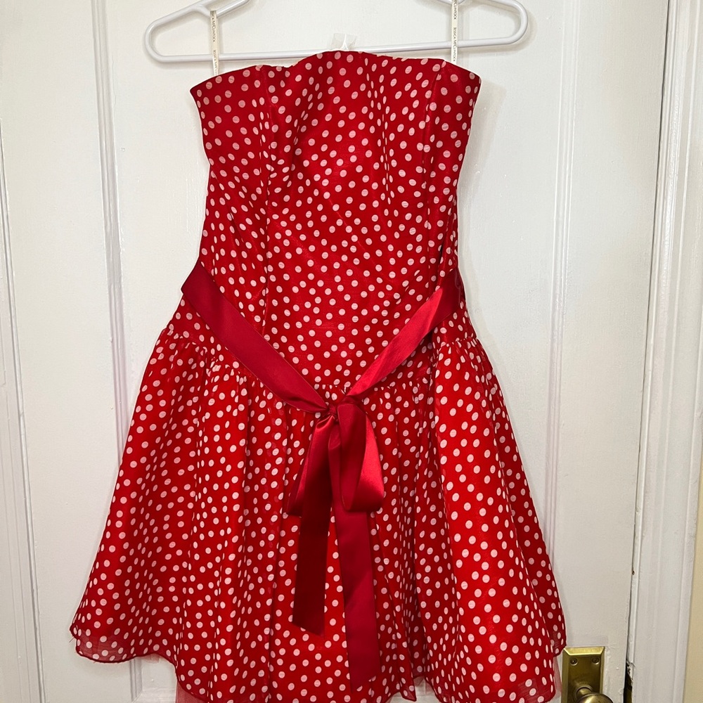 Jessica McClintock Vibrant Red Dress